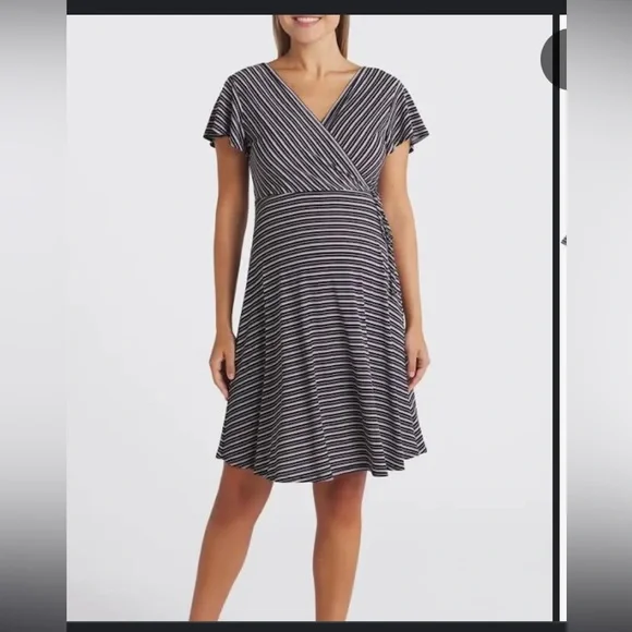Kaileigh Dresses | New Kaileigh Kaela Maternity Faux Wrap Dress Size M | Color: Blue/White | Size: mm | Jossieg23's Closet